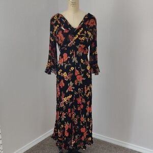 Elegant Floral Long Sleeve Dress